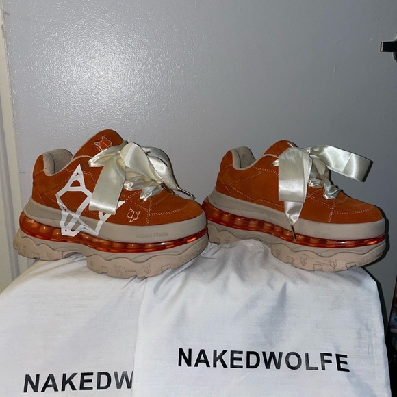 SOLD - Picture 3 of 4